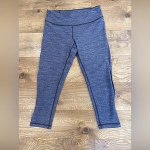 Zella Mesh Insert Capri Leggings Heathered Steel Blue Yoga Women's Size Small